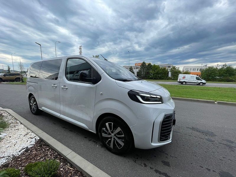 Toyota ProAce Verso 2.2D 180HP A/T L1 VIP 7S - fotka 8 z 30