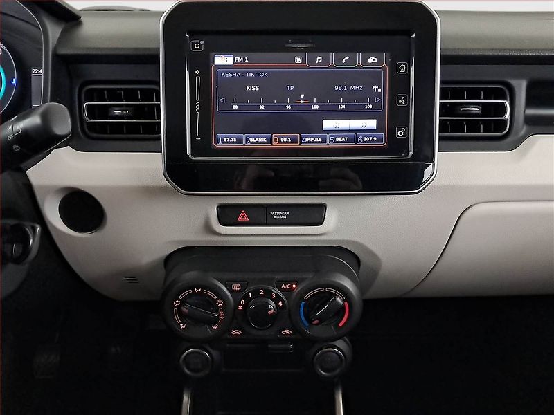 Suzuki Ignis (2017) 1.2, Serv.kniha, Park. senzory - fotka 12 z 17