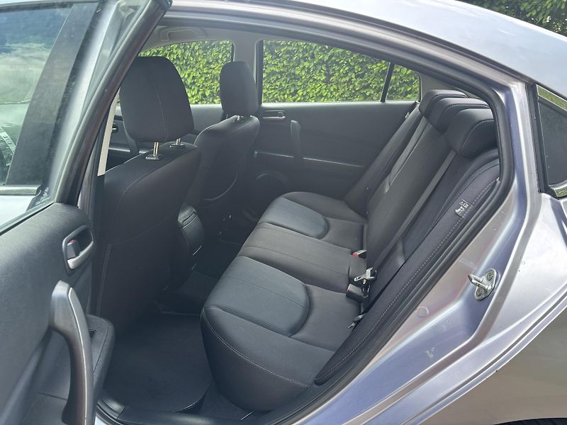 Mazda 6 1.8 Comfort - fotka 19 z 29