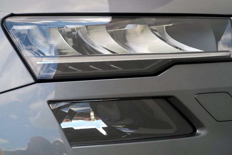 Škoda Karoq (2025) Top Selection 1.5 TSI 110 kW - fotka 15 z 28