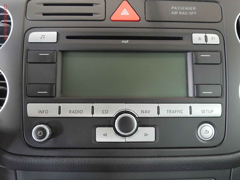 Volkswagen Golf Plus (2007) 1.9 TDi, TZ, výhř.sed. - fotka 13 z 16