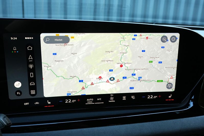 Audi A6 Avant 220 kW, ČR, S-Line, Tažné - fotka 17 z 37