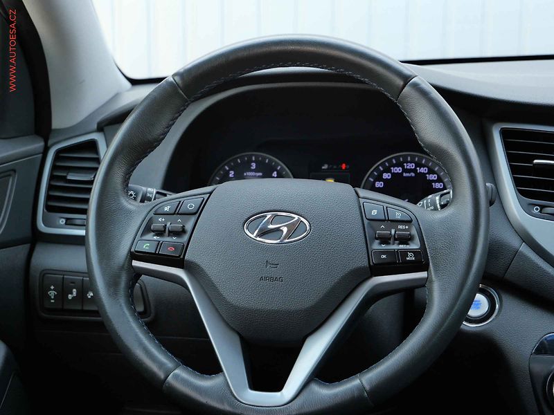 Hyundai Tucson (2017) 2.0 CRDi 4x4, ČR, Navigace - fotka 11 z 20