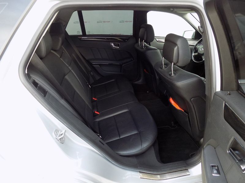 Mercedes-Benz Třídy E (2011) E 300CDI/bi-xenon/Avantgarde/ - fotka 19 z 36