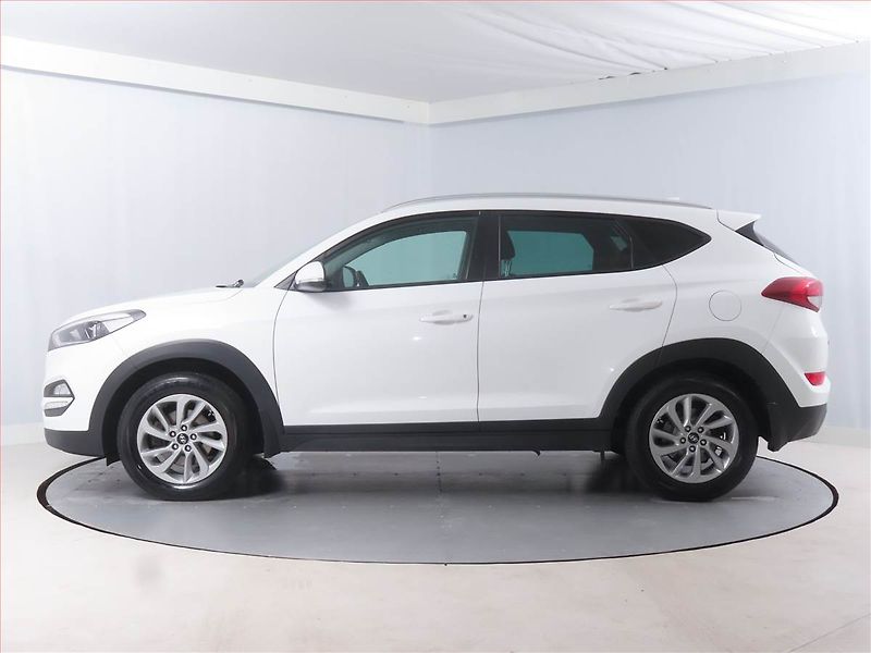 Hyundai Tucson (2017) 1.7 CRDi, Kůže, Navi, Tempomat - fotka 3 z 17