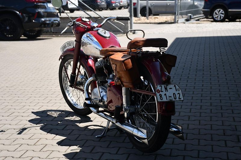 Jawa 250/11 Pérák (1948) - fotka 5 z 19
