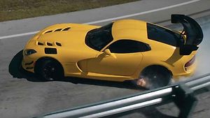 Dodge Viper ACR.