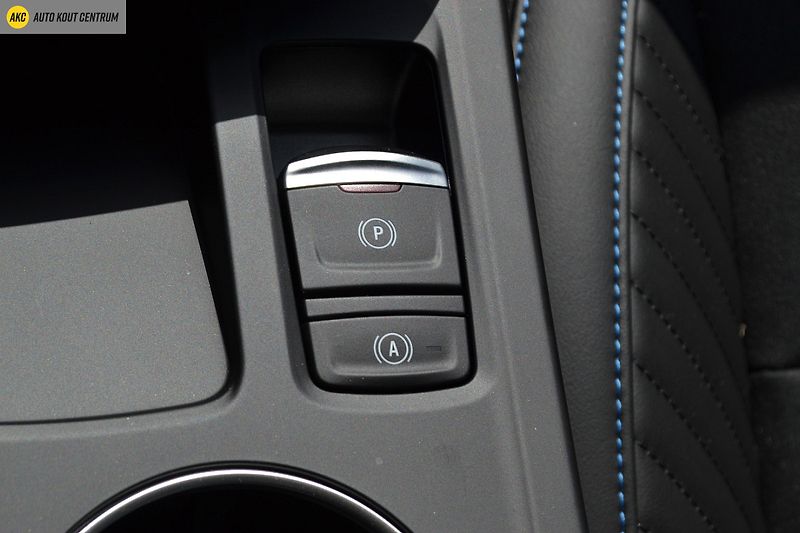 Renault Arkana ESPRIT ALPINE  E-Tech FULL HYB - fotka 29 z 57