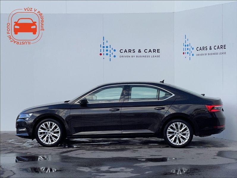 Škoda Superb 2,0 TDI DSG SportLine TAŽNÉ - fotka 2 z 3
