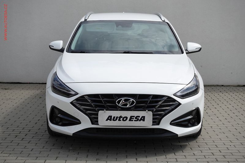Hyundai i30 (2021) 1.5 T-GDi 48V, Smart - fotka 2 z 24