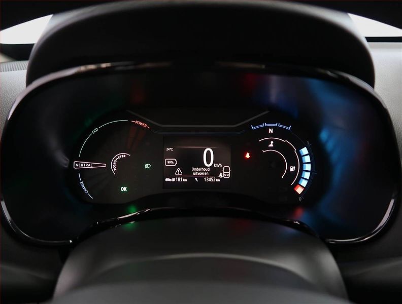 Dacia Spring (2022) Electric 45 (27 kWh), SoH 91% - fotka 11 z 22