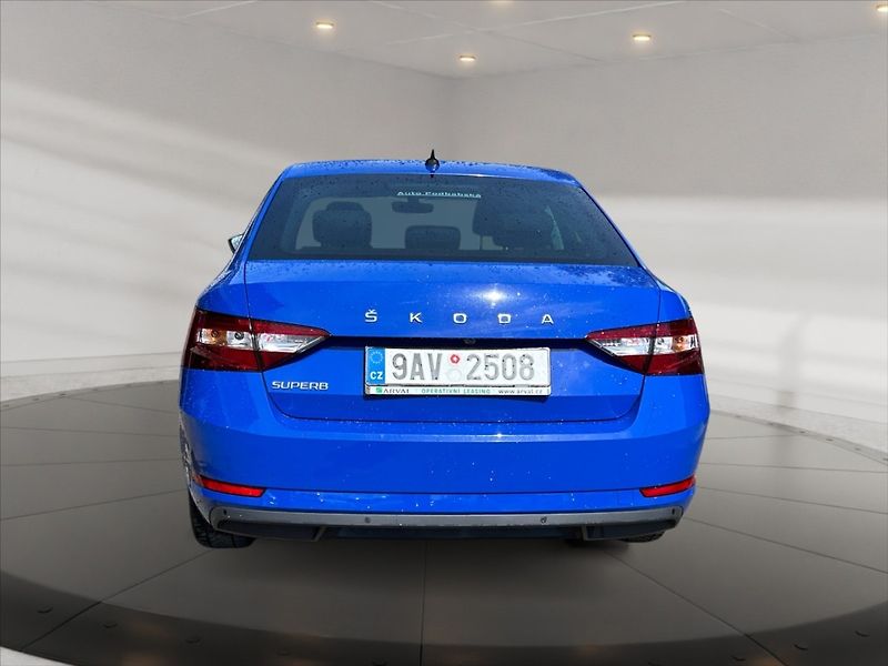 Škoda Superb 2,0 TDI 110 Style DSG - fotka 5 z 11