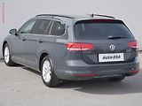 Volkswagen Passat (2015) 2.0TDi, AC, LED, park.asist - náhled 6