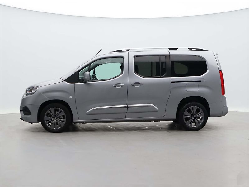 Toyota ProAce City Verso 1,2 T 130k Aut. L2 Family DPH - fotka 4 z 32
