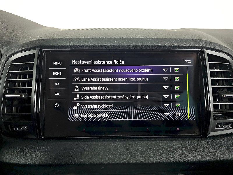 Škoda Karoq (2025) 2.0TSi 140kW 4x4 SPORTLINE TAŽ - fotka 20 z 32