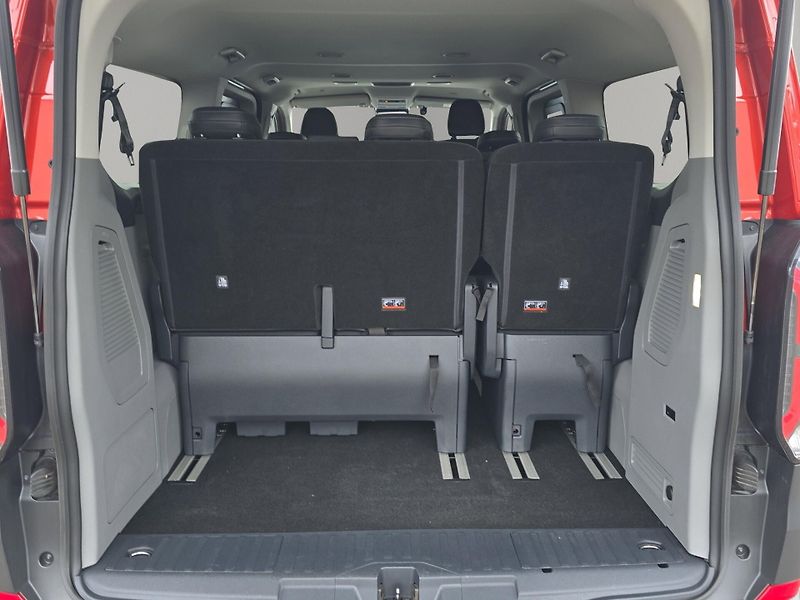 Ford Tourneo Custom (2024) Active 2.0 EcoBlue 4x4 A/T, ne - fotka 29 z 29