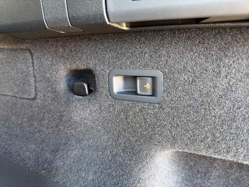Volkswagen Tayron TDI Elegance 7 míst HuD 360 Ta - fotka 14 z 14