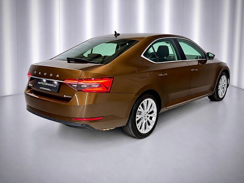 Škoda Superb 2.0TSI 140KW DSG STYLE, ACC, K - fotka 6 z 27