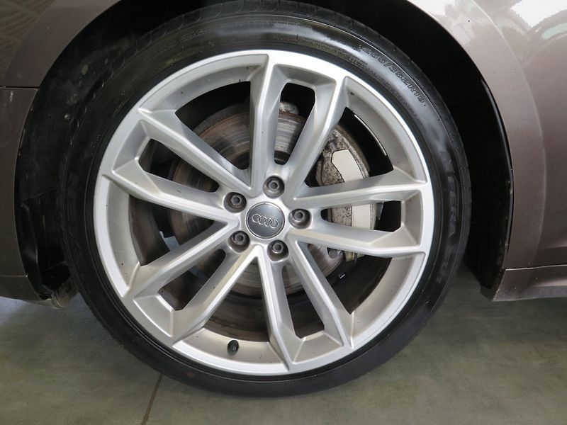 Audi A5 (2017) 3.0TDI,200kW,S-LINE,4x4,DSG - fotka 31 z 40