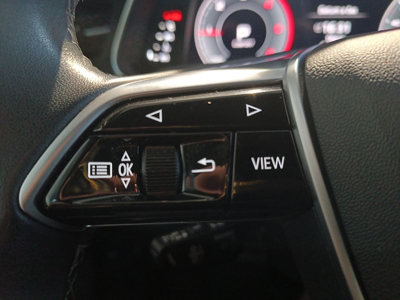 Audi A7 (2023) 3.0TDi 210kW S-line AT - fotka 12 z 27