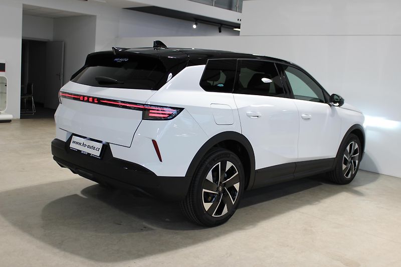 Opel Grandland (2025) GS Hybrid 1.2 TURBO 107kW - fotka 6 z 17