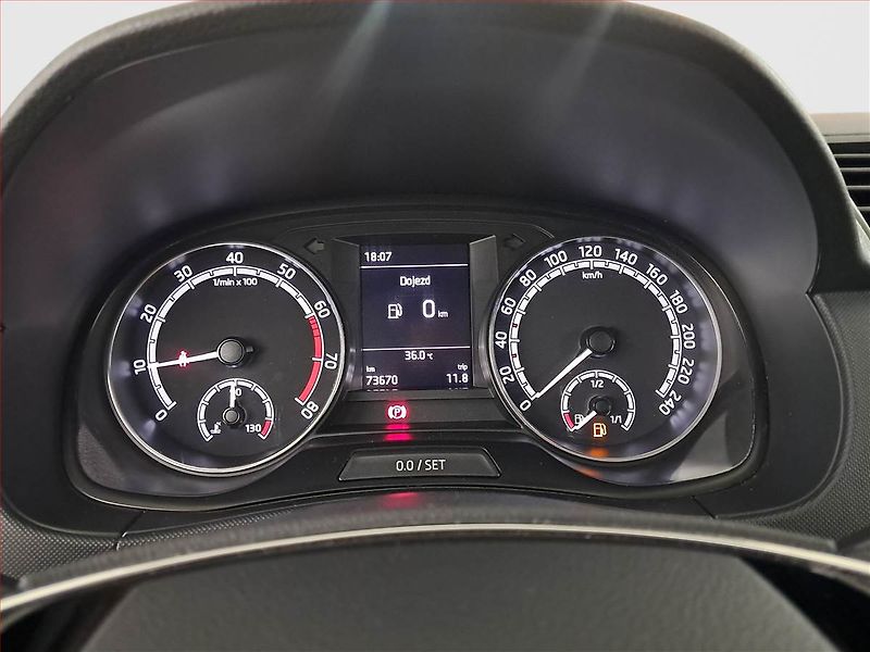 Škoda Fabia (2022) Ambition 1.0 TSI, ČR,1.maj - fotka 11 z 17