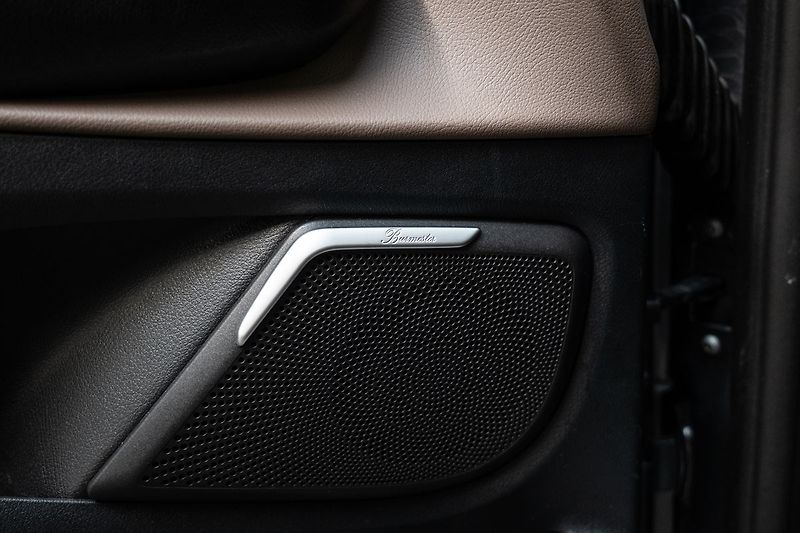 Mercedes-Benz Třídy V 300d AIRMATIC/4MATIC/Pano - fotka 18 z 21
