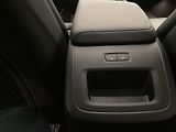 Volvo XC60 T6 eAWD ULTRA DARK - náhled 16