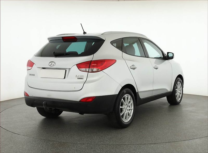 Hyundai ix35 (2012) 2.0 CRDi, Tempomat - fotka 5 z 14