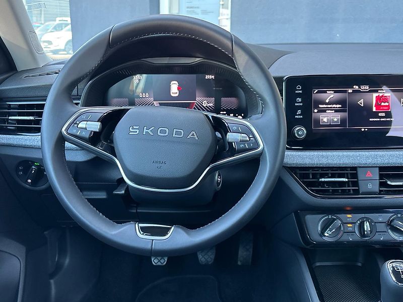 Škoda Kamiq Selection - fotka 18 z 28