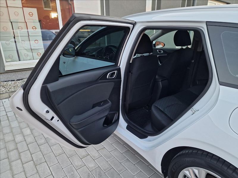 Kia Ceed 1.0 T-GDI 88kW Spin SW,1.Maj. - fotka 18 z 50