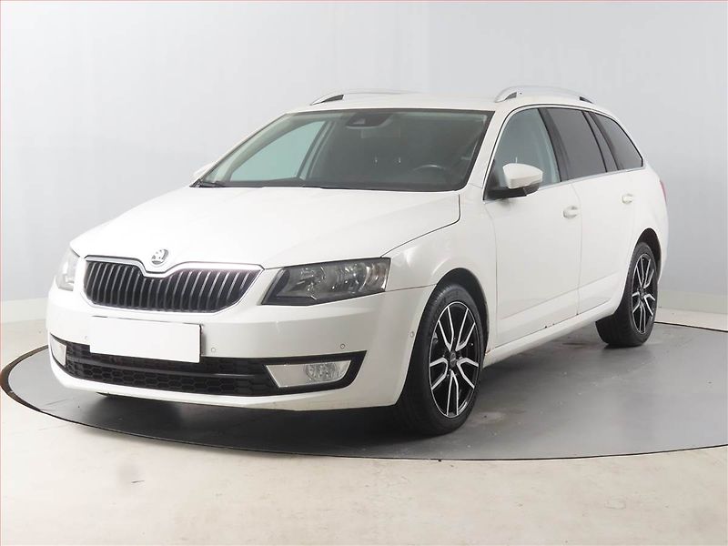 Škoda Octavia (2014) Elegance 1.6 TDI, 4X4 - fotka 2 z 14