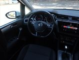 Volkswagen Touran (2018) Comfortline 1.4 TSI, Automat - náhled 7