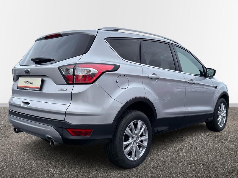 Ford Kuga Titanium - fotka 2 z 26