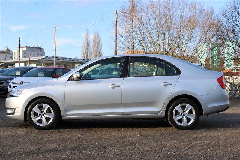 Škoda Rapid 1,4 TDI  NOVÉ V ČR - fotka 8 z 32