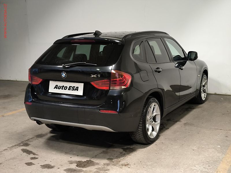 BMW X1 (2010) 2.0d xDrive20d, Navi, bixen - fotka 6 z 16
