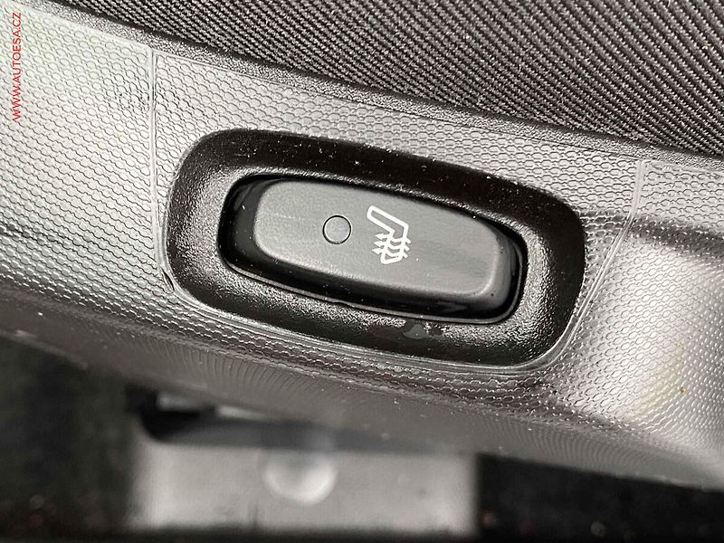 Smart Fortwo (2014) 0.9T, Passion, navi, panor - fotka 11 z 19