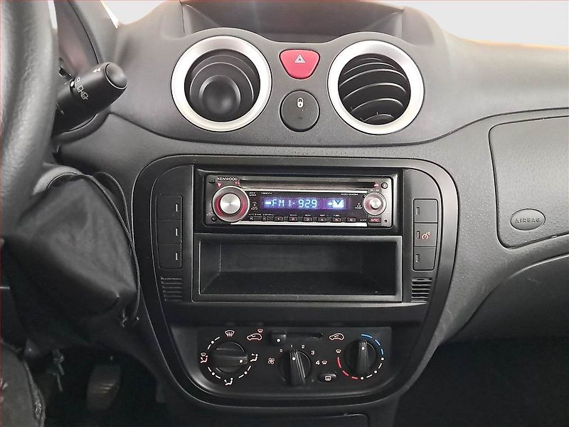 Citroën C3 (2006) 1.1 i, ČR,1.maj, po STK - fotka 12 z 14