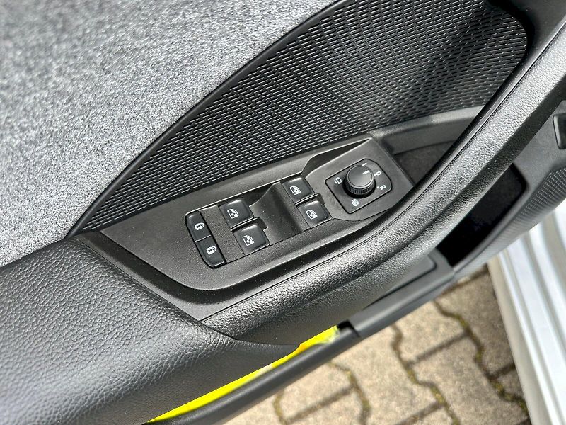 Škoda Octavia (2025) 1,5 TSI DSG SELECTION - fotka 8 z 24