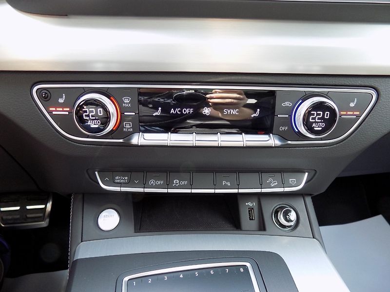 Audi Q5 (2020) 40TDI/S-Line/PANO/4x4/LED/ - fotka 39 z 45