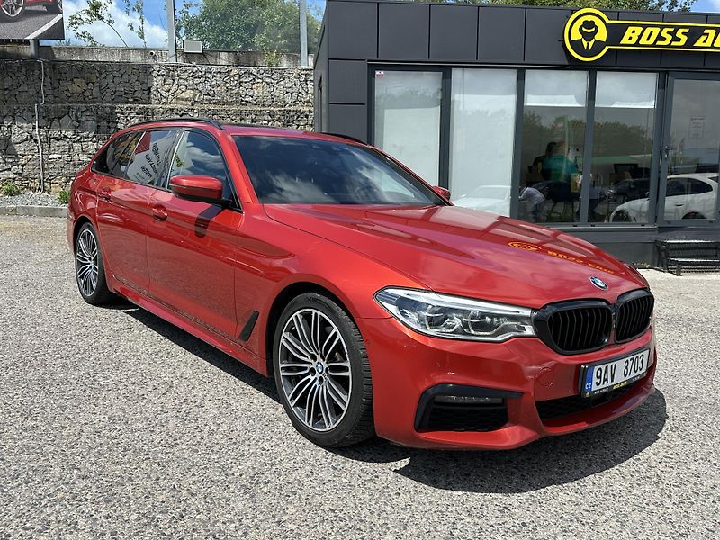 BMW Řada 5 (2019) BMW 530D 2019 - fotka 1 z 20