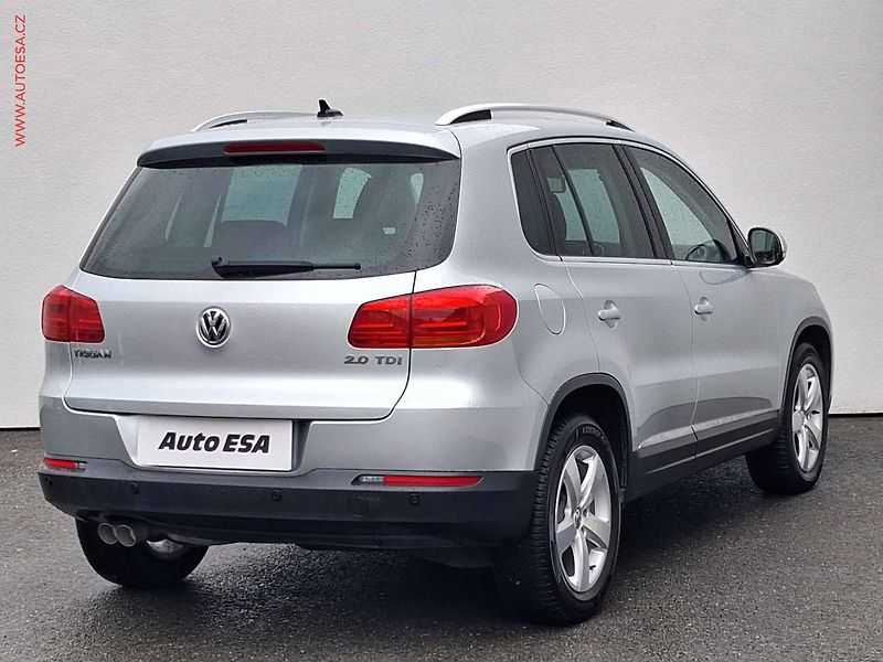 Volkswagen Tiguan (2016) 2.0 TDi, Sport&Style, navi - fotka 4 z 16