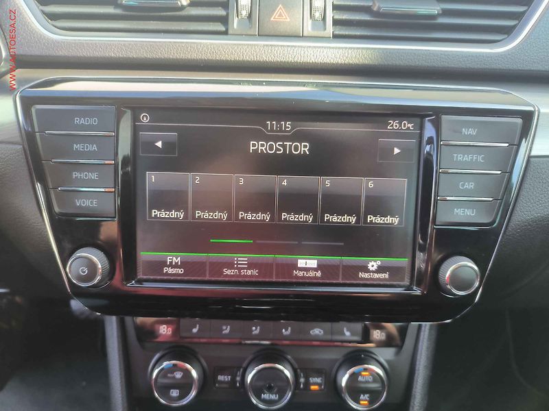 Škoda Superb (2016) 1.8 TSi, Style, DSG, TZ, - fotka 12 z 24