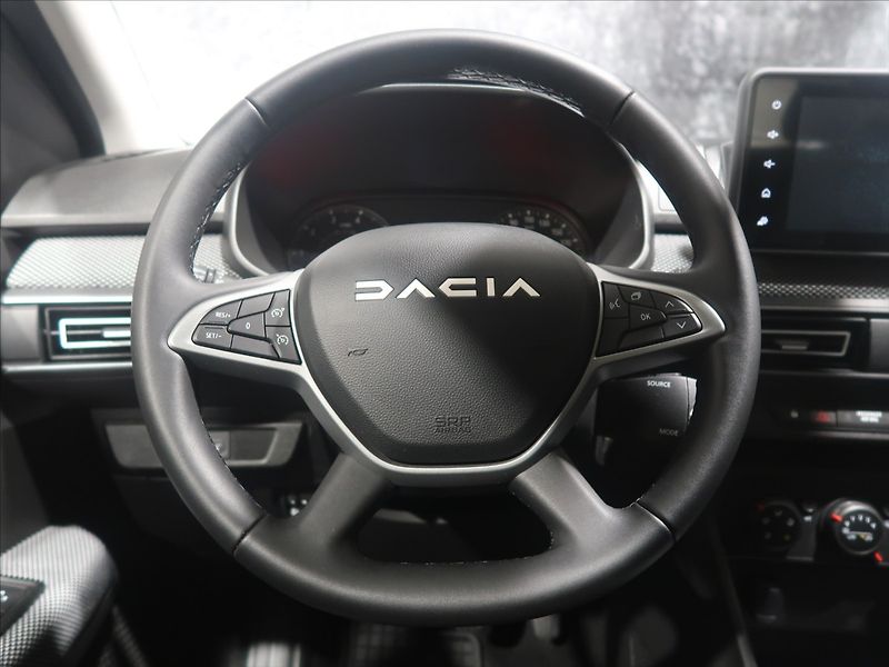 Dacia Sandero 1,0 SCe 67 1. maj. CZ 7800km - fotka 27 z 30