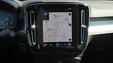 Volvo XC40 B4 mHEV AWD aut. Momentum Pro - náhled 14