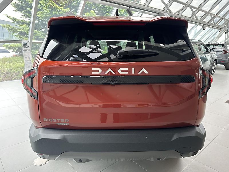 Dacia Bigster (2026) Journey HYBRID 155 - SKLADEM - fotka 5 z 15