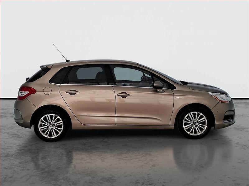 Citroën C4 (2014) 1.6 VTi, Serv.kniha, Tempomat - fotka 6 z 16