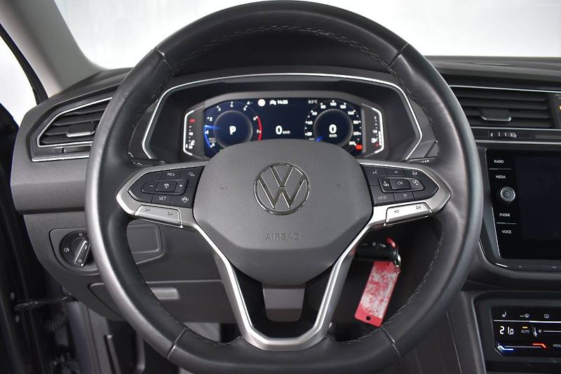Volkswagen Tiguan Allspace (2025) 1.5TSI 110kW DSG,7míst,tažné - fotka 16 z 25