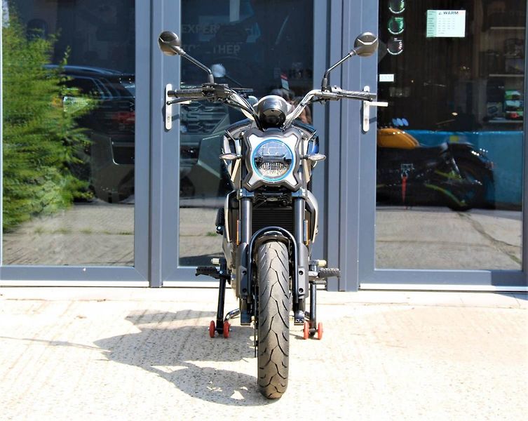 CFMOTO 300 CL-X (2026) 300CL-X BLACK - fotka 7 z 25