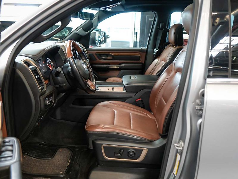 Dodge RAM (2022) 5.7 Longhorn RAMBOX Multitail - fotka 14 z 40